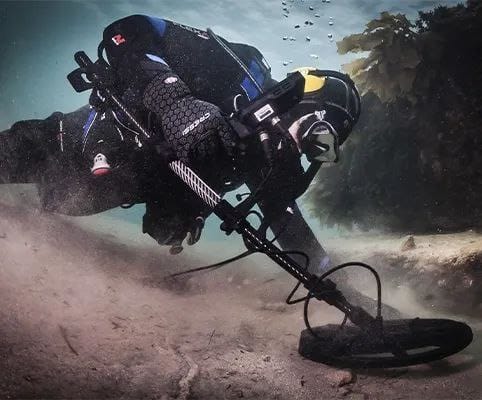 IMG_20250911_004917_125 بررسی تخصصی فلزیاب Minelab Manticore (ماینلب مانتیکور) | قدرتمندترین شکارچی طلا در جهان - موسوی آفیشیال