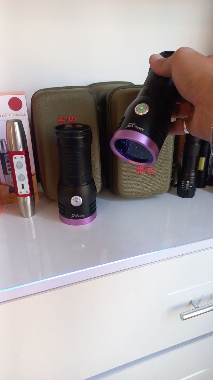 photo_3_2025-10-09_06-34-50 قویترین چراغ قوه UV 365 نانومتر | تشخیص سنگ های قیمتی، رنگ خودرو و اسکناس - موسوی آفیشیال